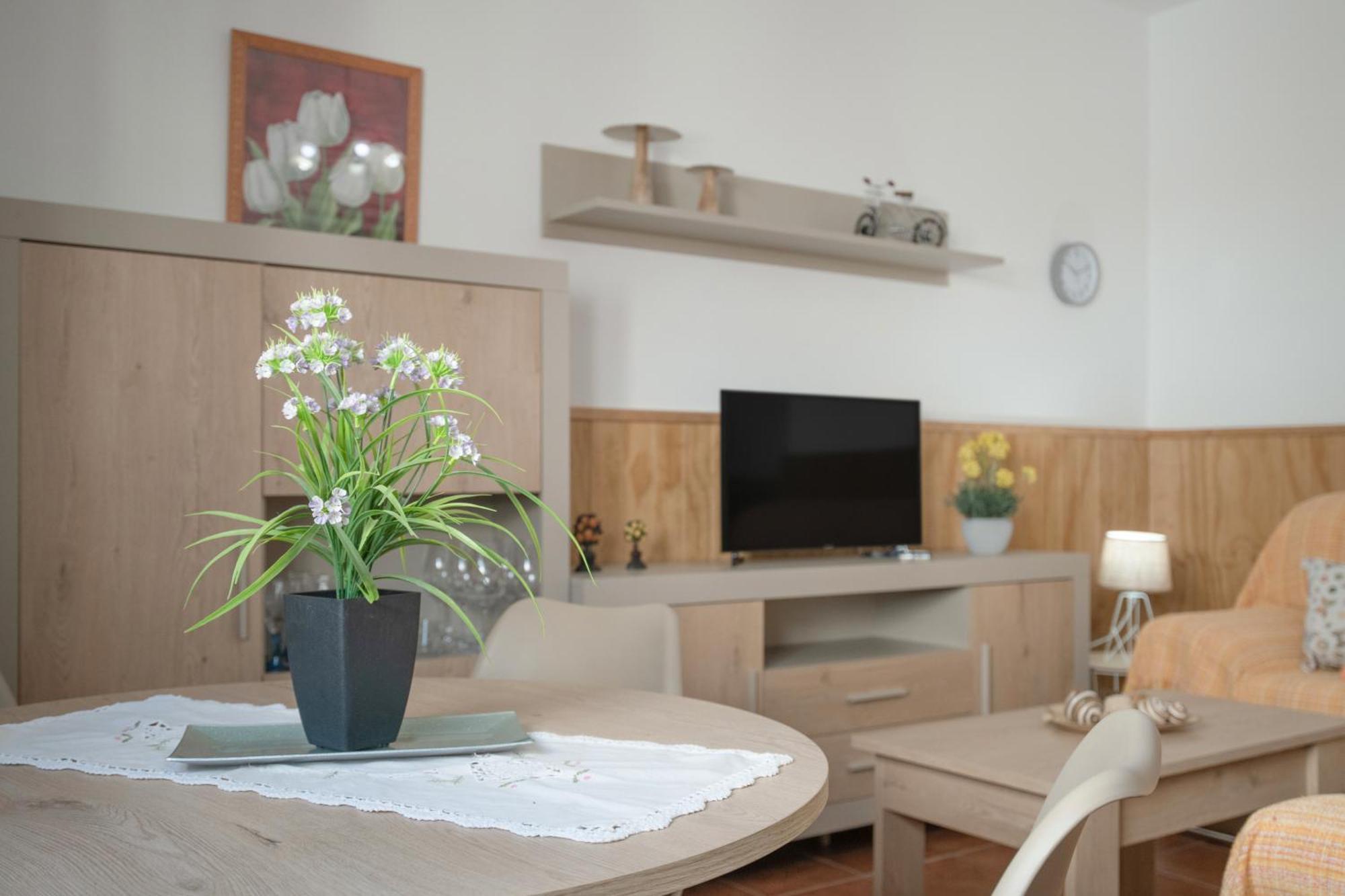 Rocio - Solo Familias Apartment *